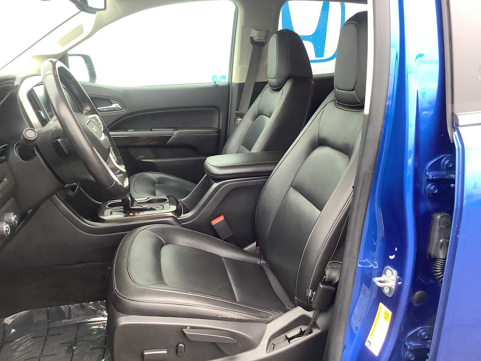 Thumbnail: 2018 GMC Canyon - 11