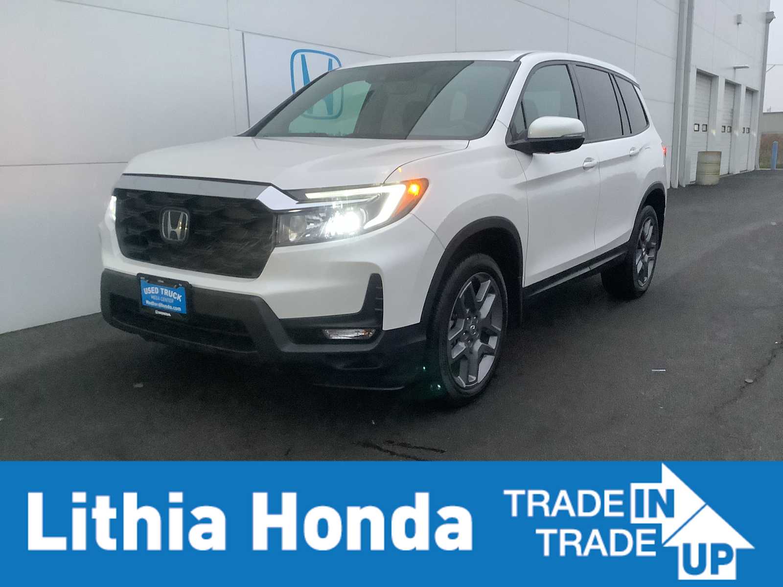 2023 Honda Passport EX-L's photo
