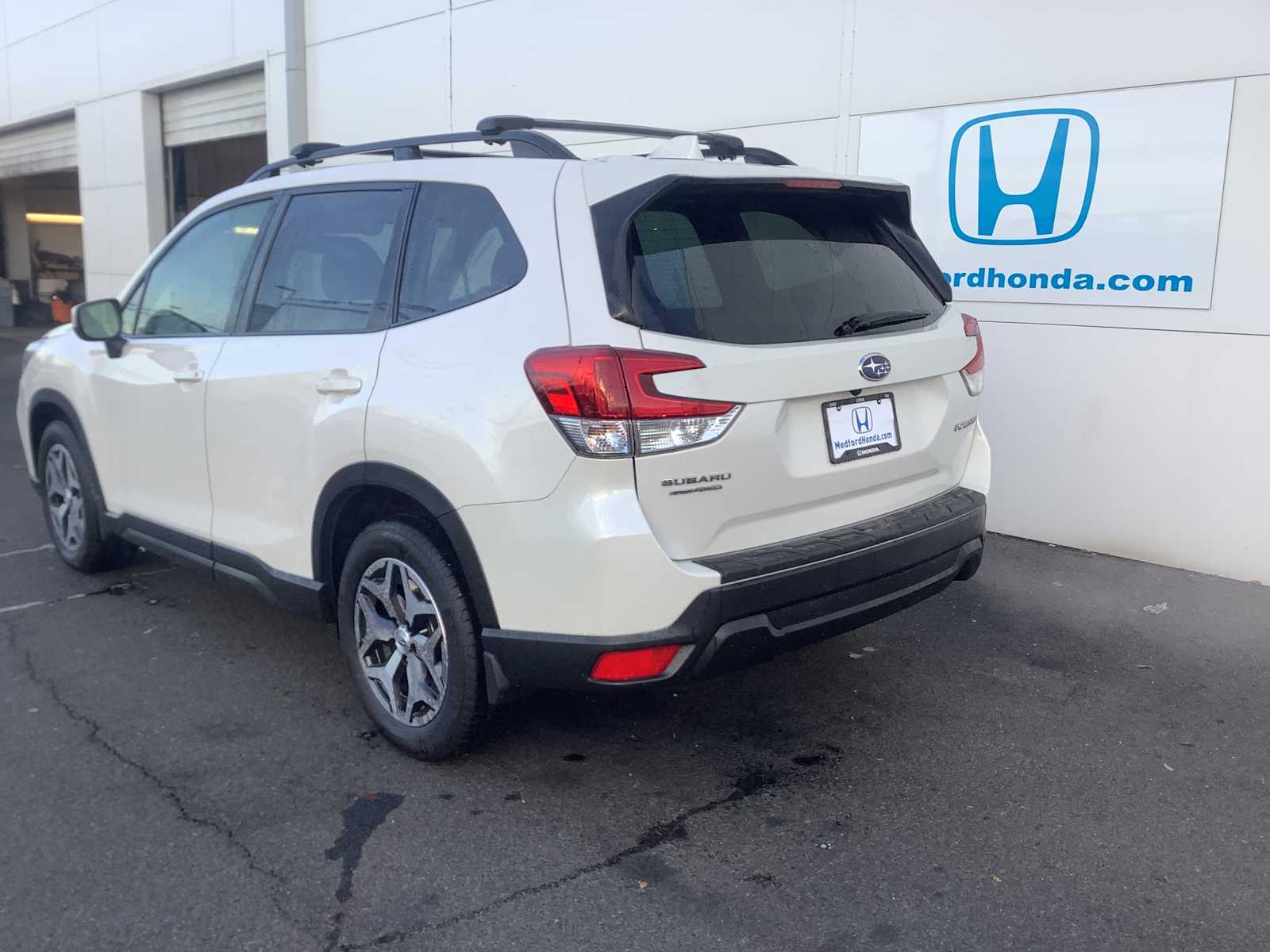 2021 Subaru Forester Premium photo 4