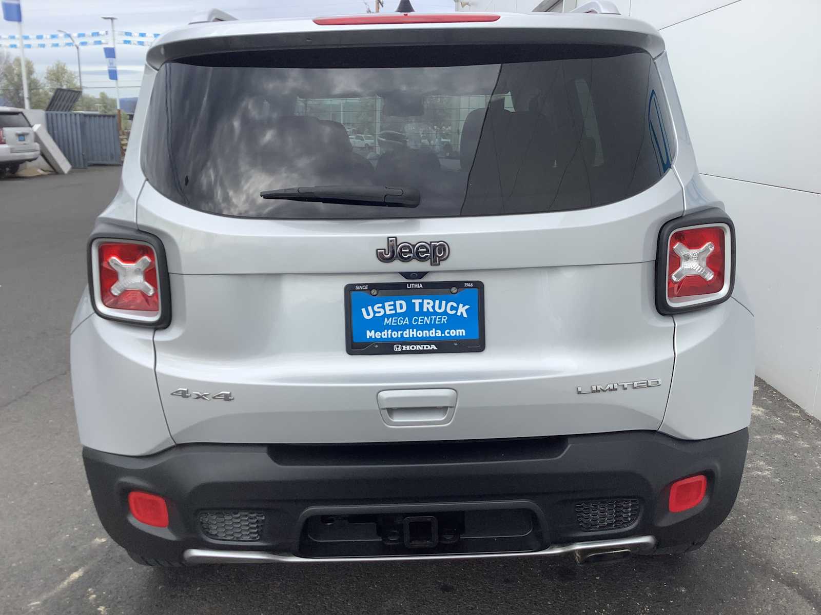 Thumbnail: 2018 Jeep Renegade - 5