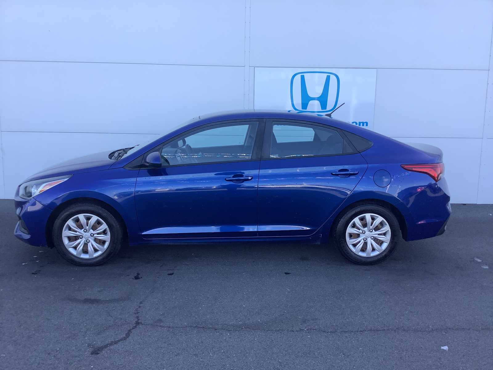 Thumbnail: 2018 Hyundai Accent - 2