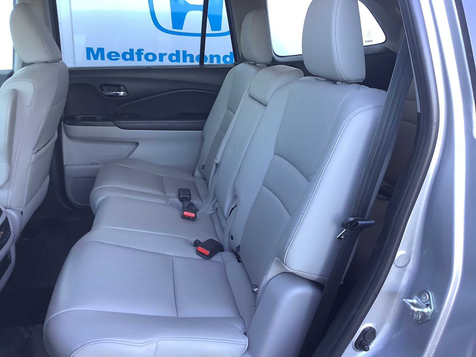2020 Honda Pilot EX-L - Photo 13