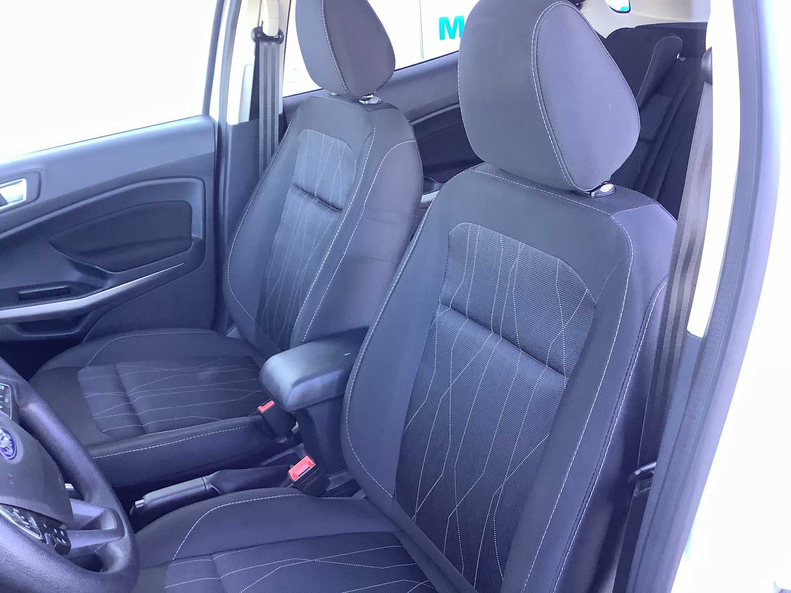 Thumbnail: 2022 Ford EcoSport - 10