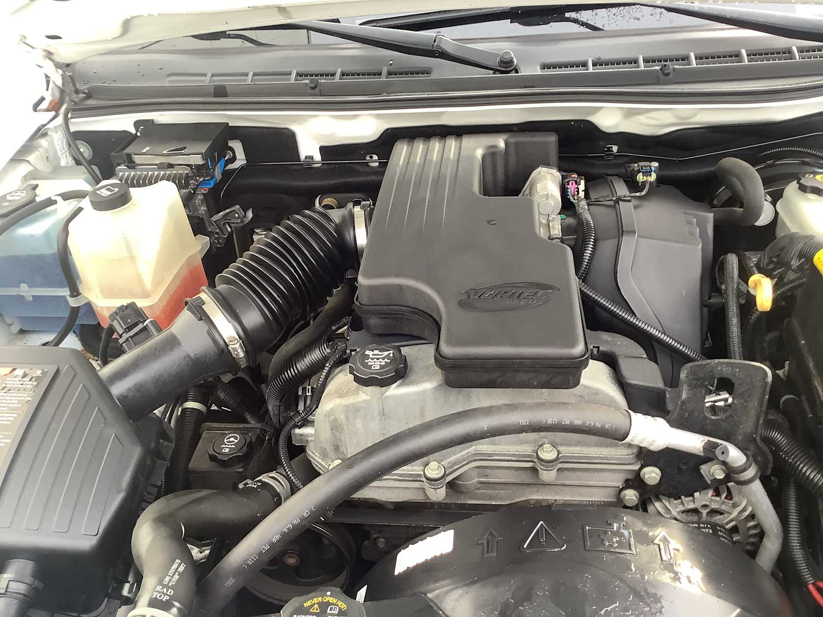 Thumbnail: 2012 Chevrolet Colorado - 9