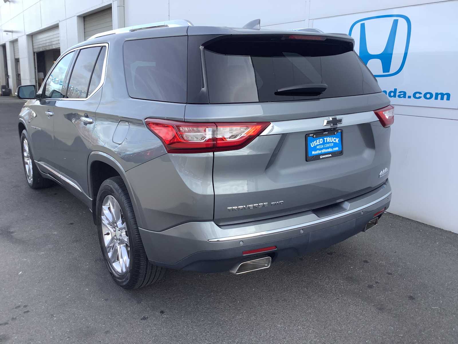 Thumbnail: 2018 Chevrolet Traverse - 4