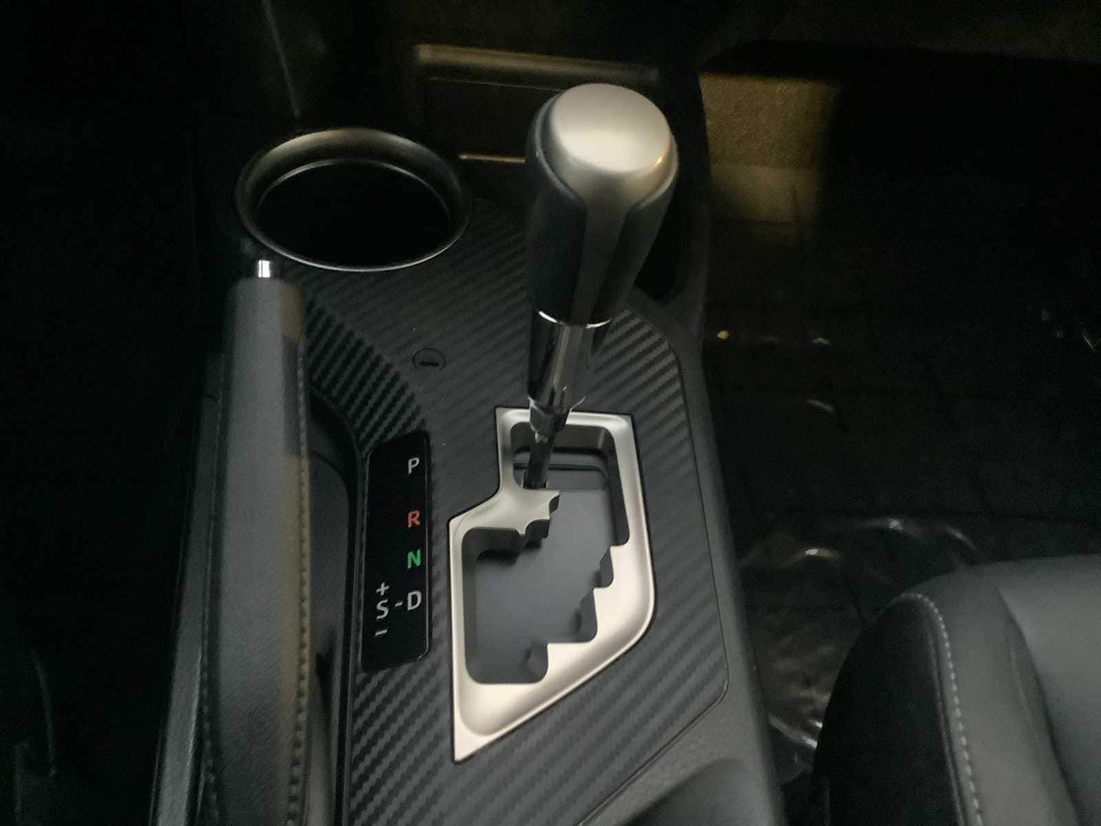 Thumbnail: 2015 Toyota RAV4 - 18