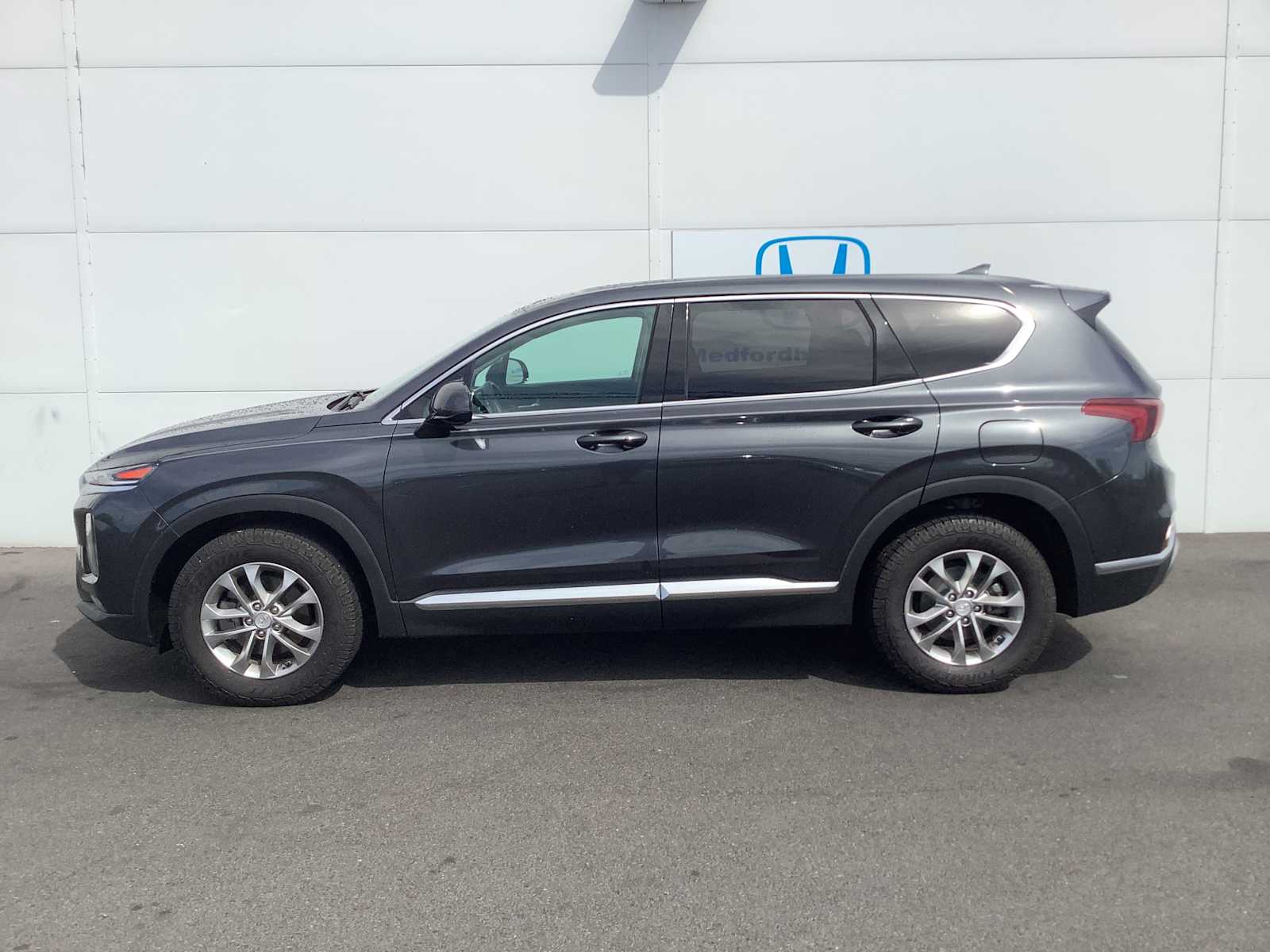 Used 2020 Hyundai Santa Fe SEL with VIN 5NMS3CAD0LH216552 for sale in Medford, OR