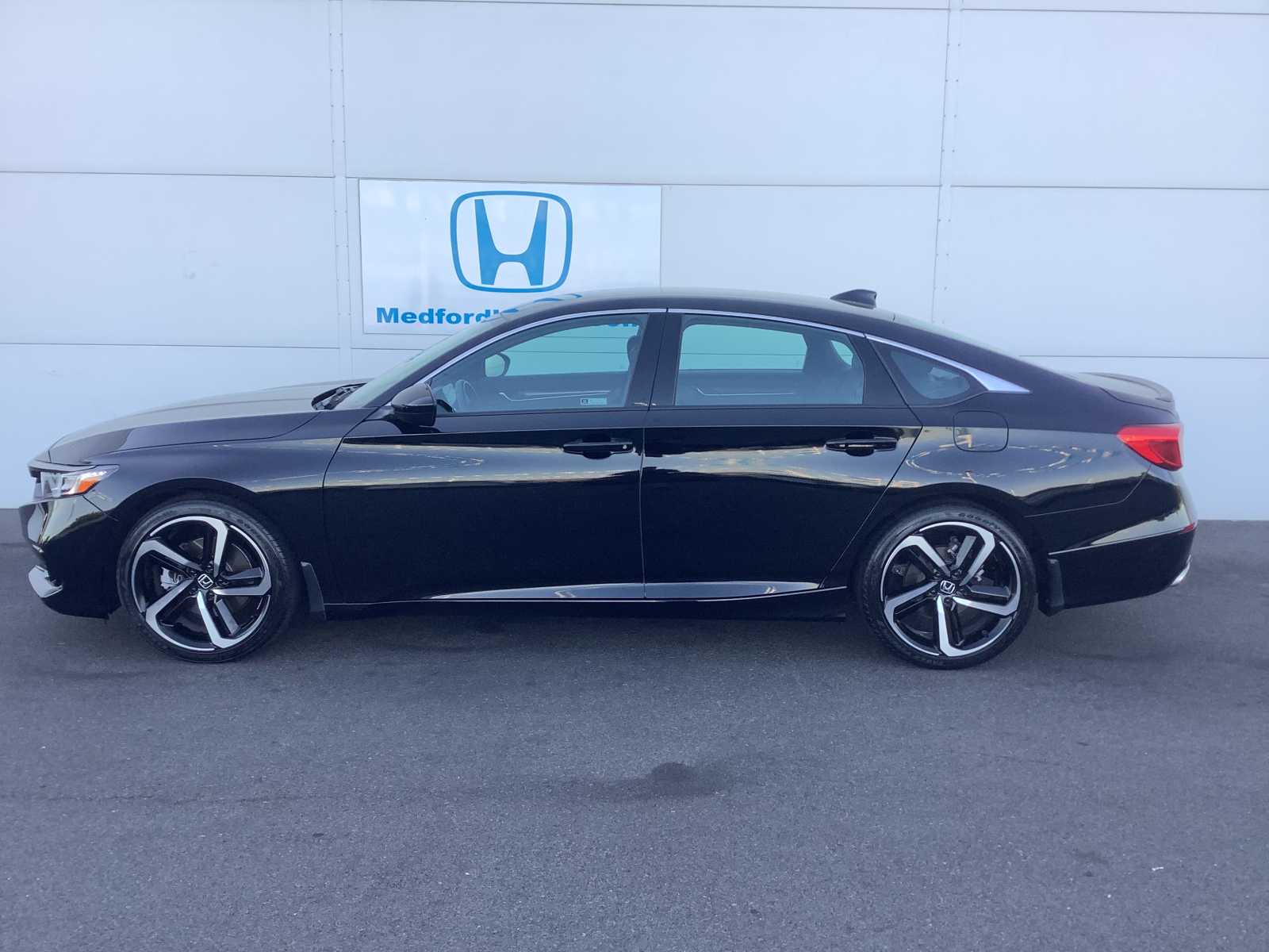 Certified 2022 Honda Accord Sport with VIN 1HGCV1F36NA117641 for sale in Medford, OR