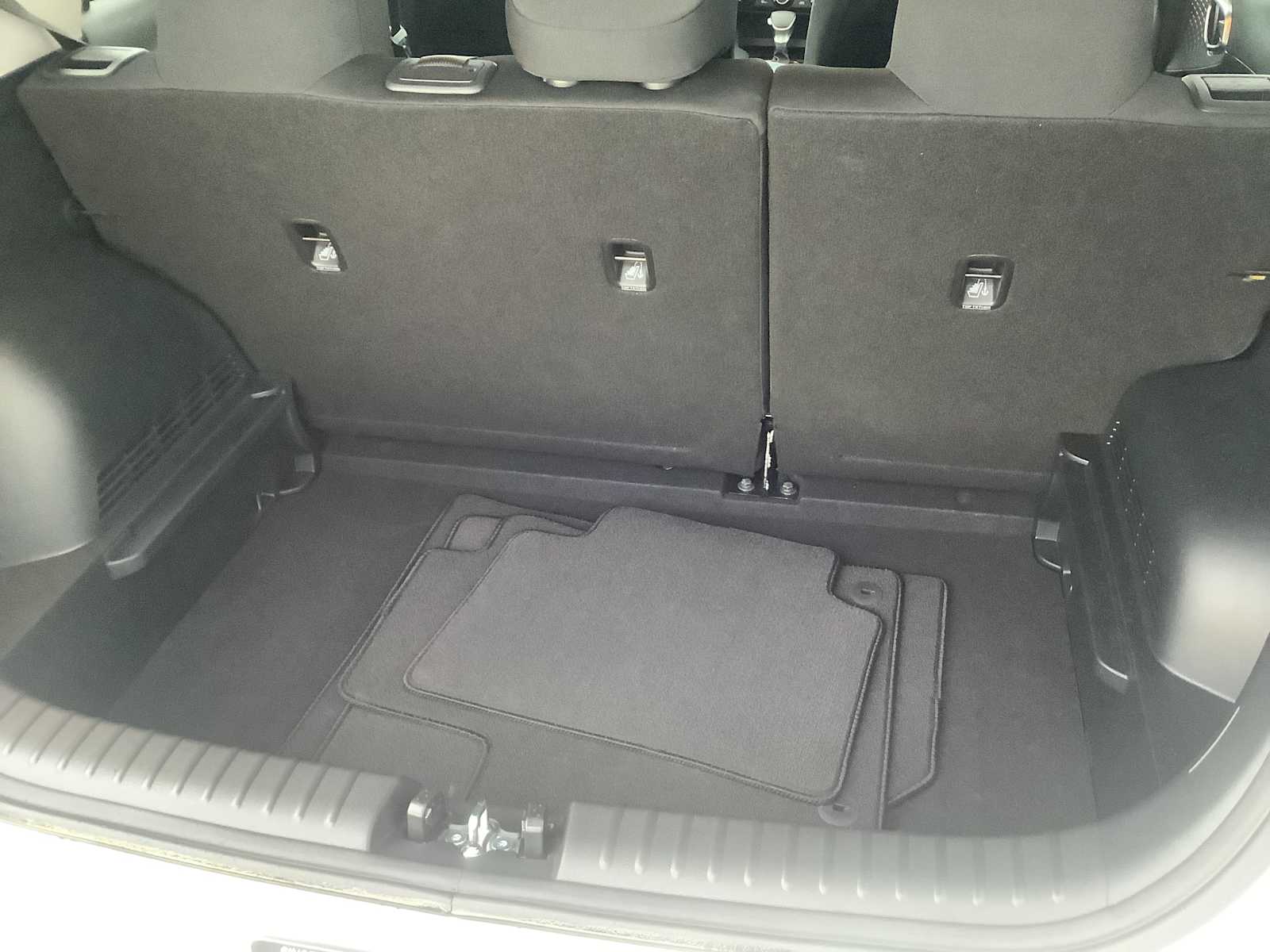 Thumbnail: 2023 Kia Soul - 14