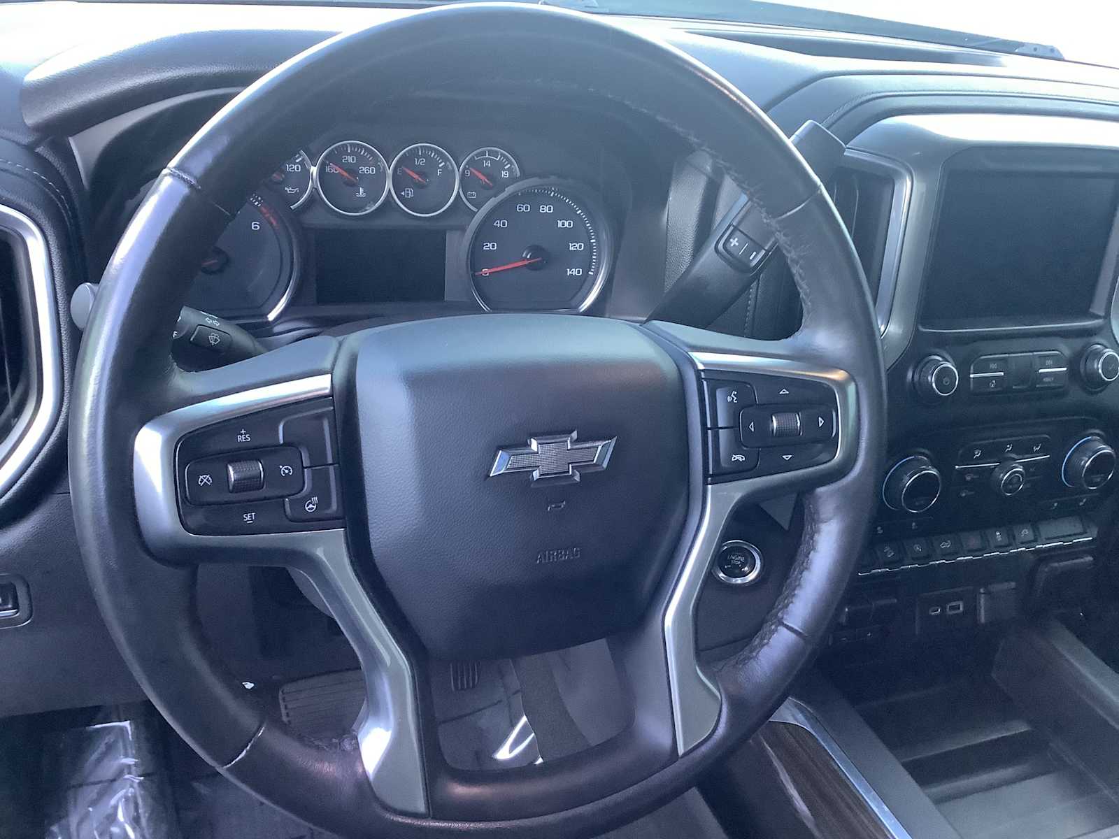 Thumbnail: 2021 Chevrolet Silverado 1500 - 16