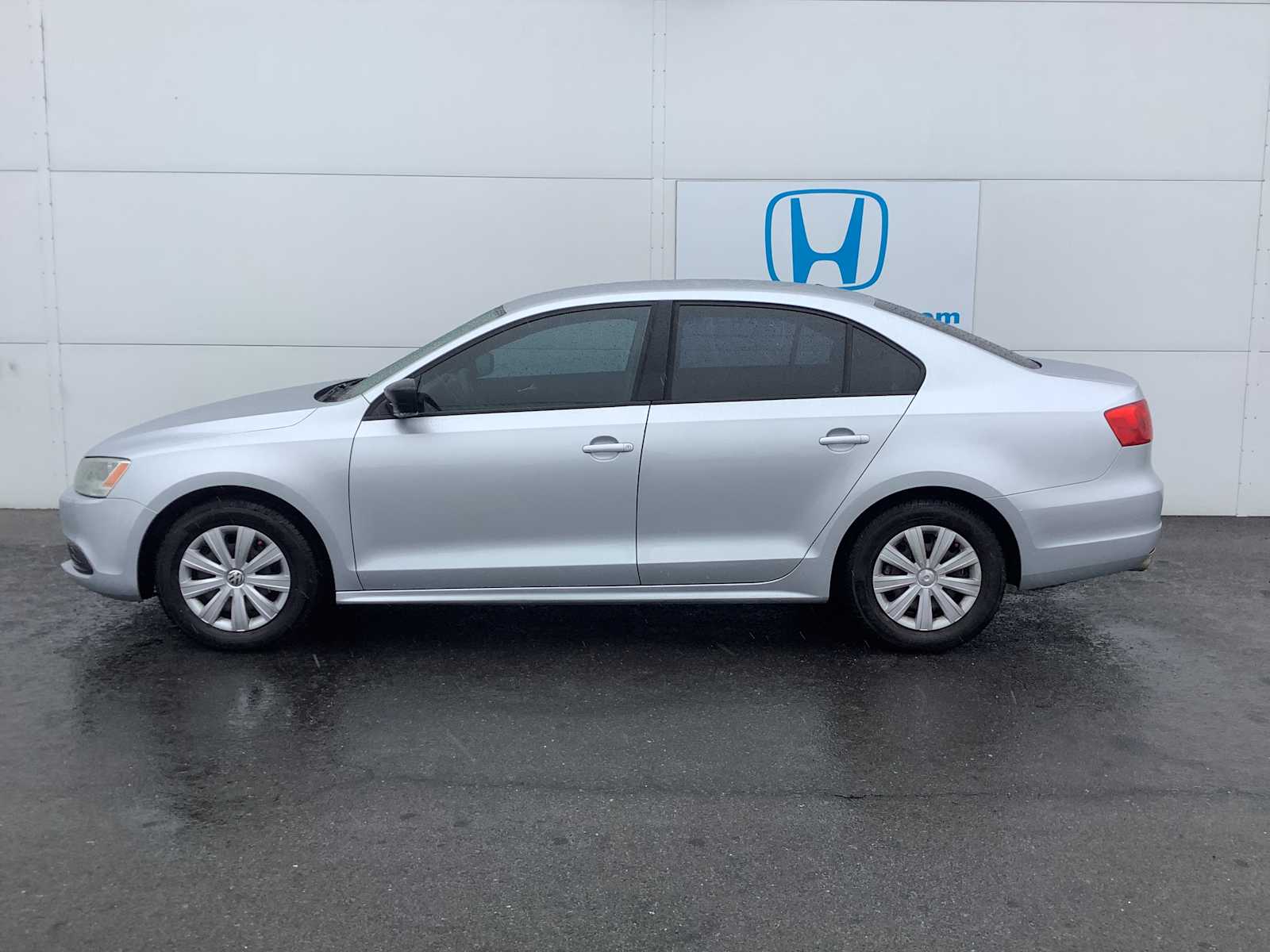 Used 2014 Volkswagen Jetta S with VIN 3VW2K7AJ9EM243049 for sale in Medford, OR