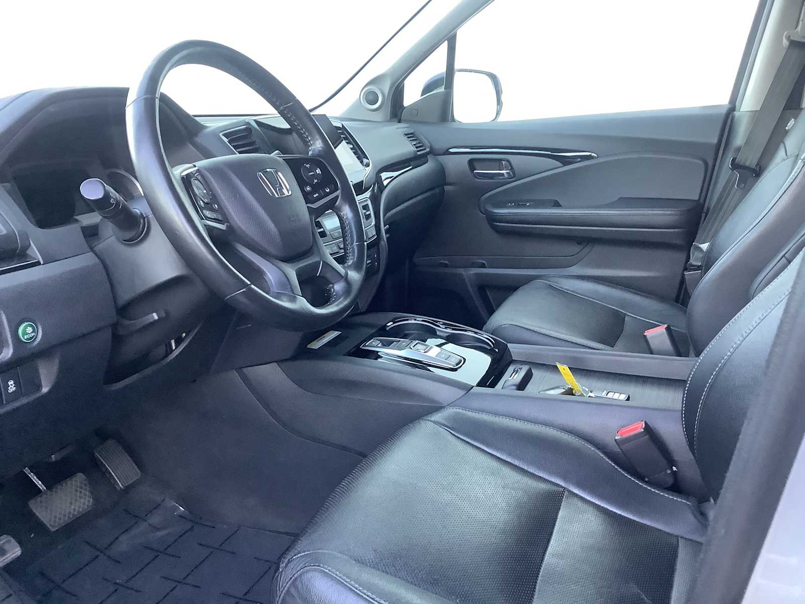 Thumbnail: 2019 Honda Pilot - 3