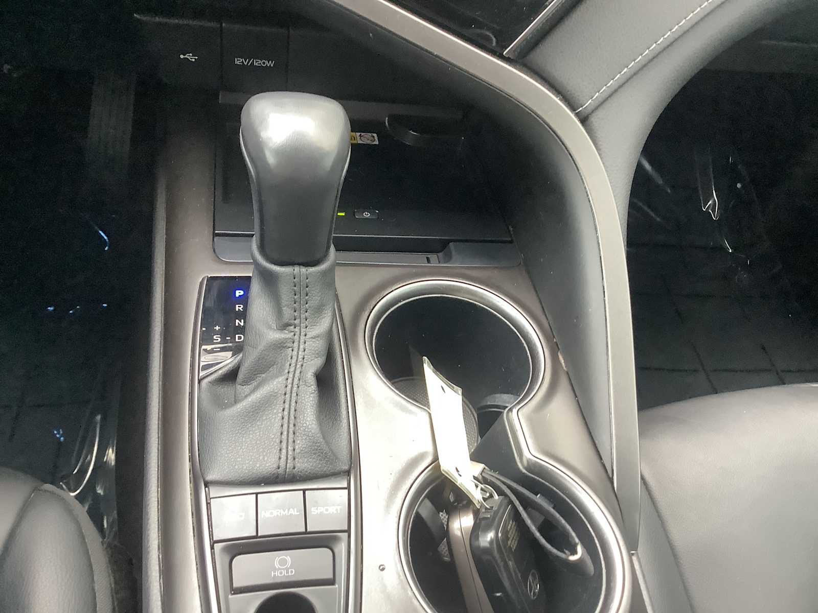 Thumbnail: 2023 Toyota Camry - 18