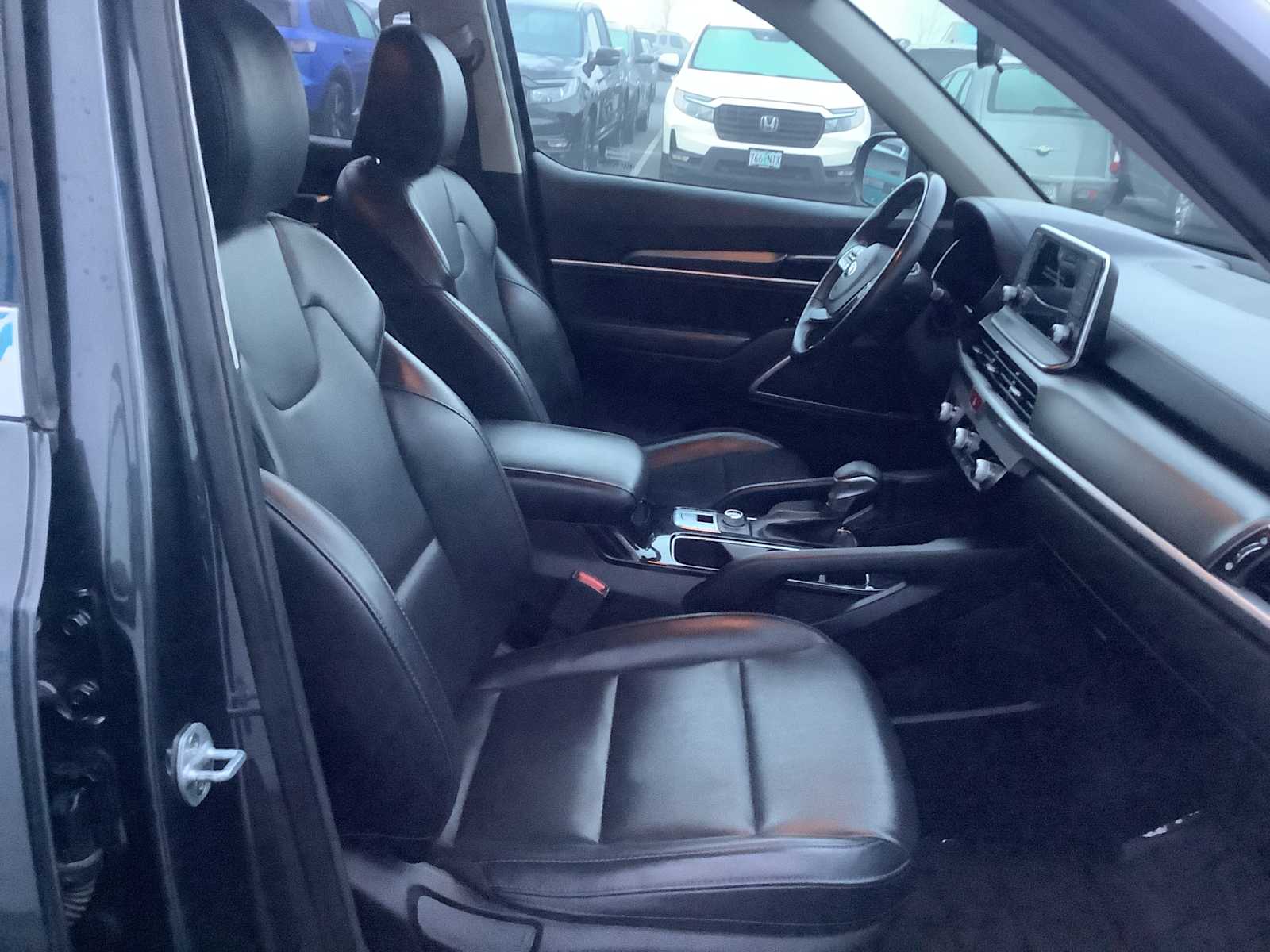 Thumbnail: 2020 Kia Telluride - 15