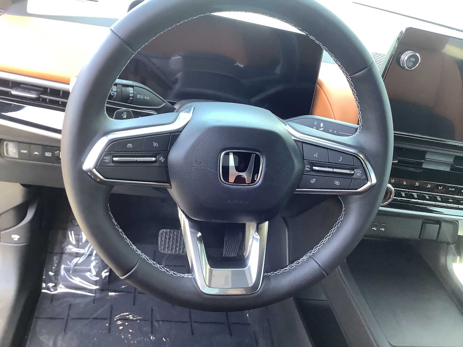 Thumbnail: 2026 Honda Prologue - 15