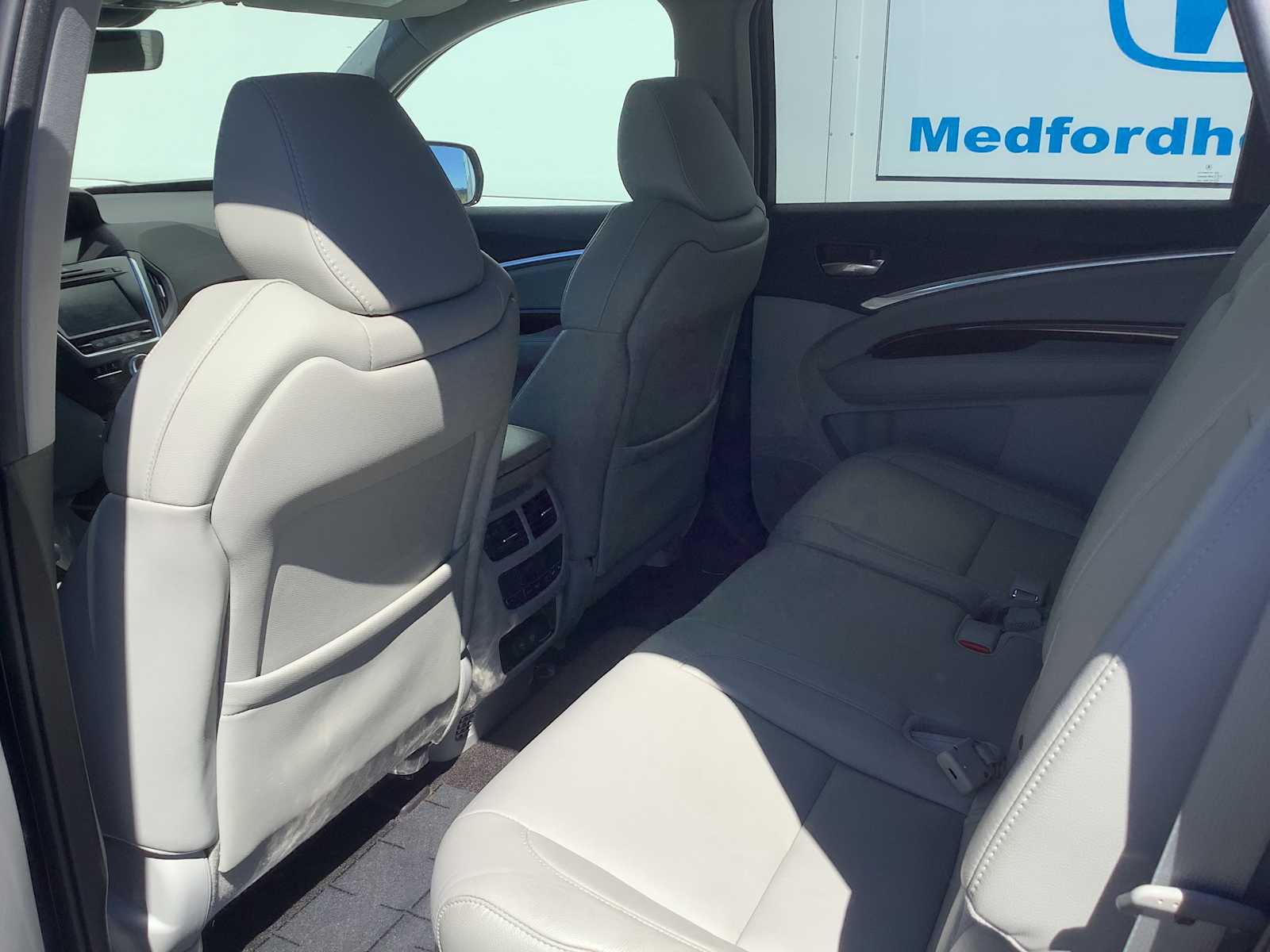 Thumbnail: 2017 Acura MDX - 12