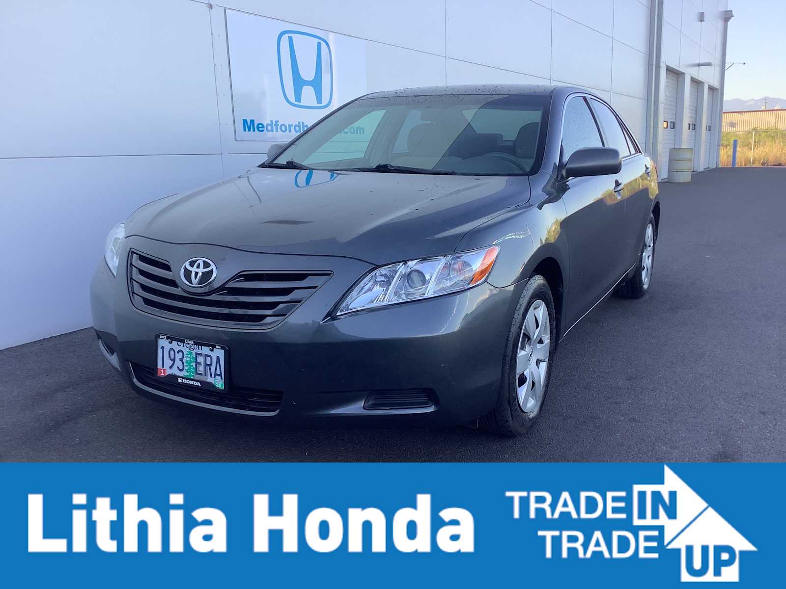 2009 Toyota Camry LE -
                  Medford, OR
