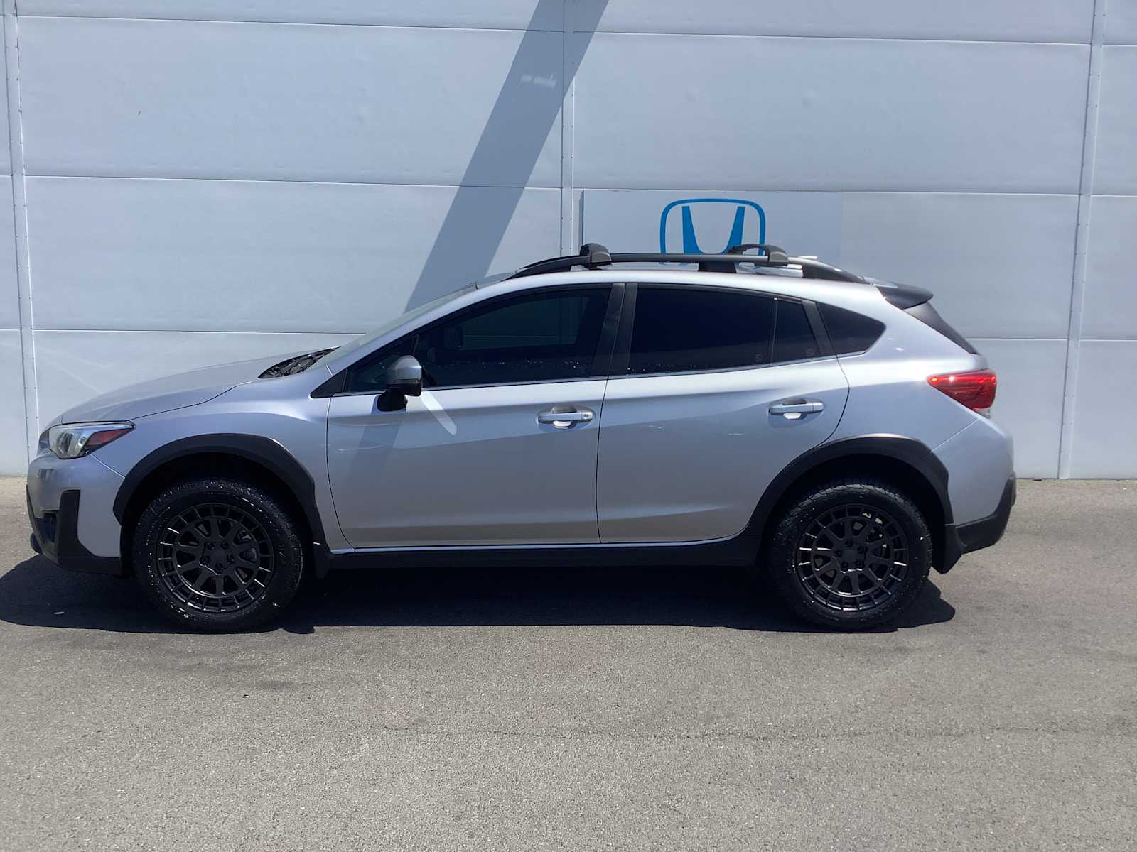 2022 Subaru Crosstrek Limited photo 2