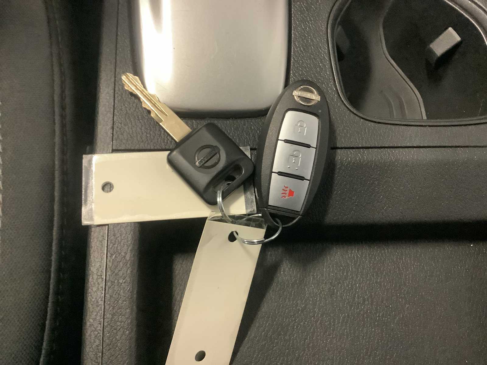 Thumbnail: 2023 Nissan Frontier - 18