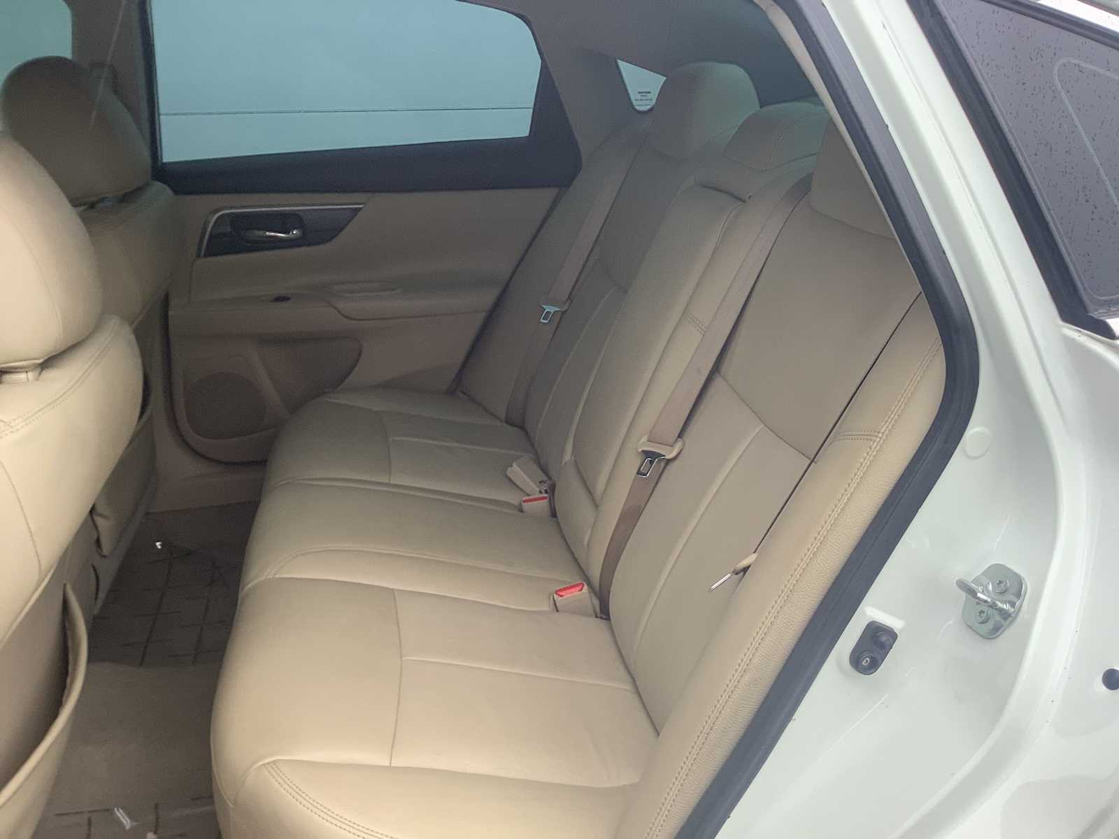 Thumbnail: 2014 Nissan Altima - 13