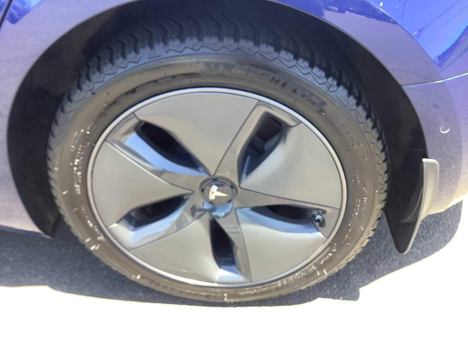 Thumbnail: 2018 Tesla Model 3 - 7