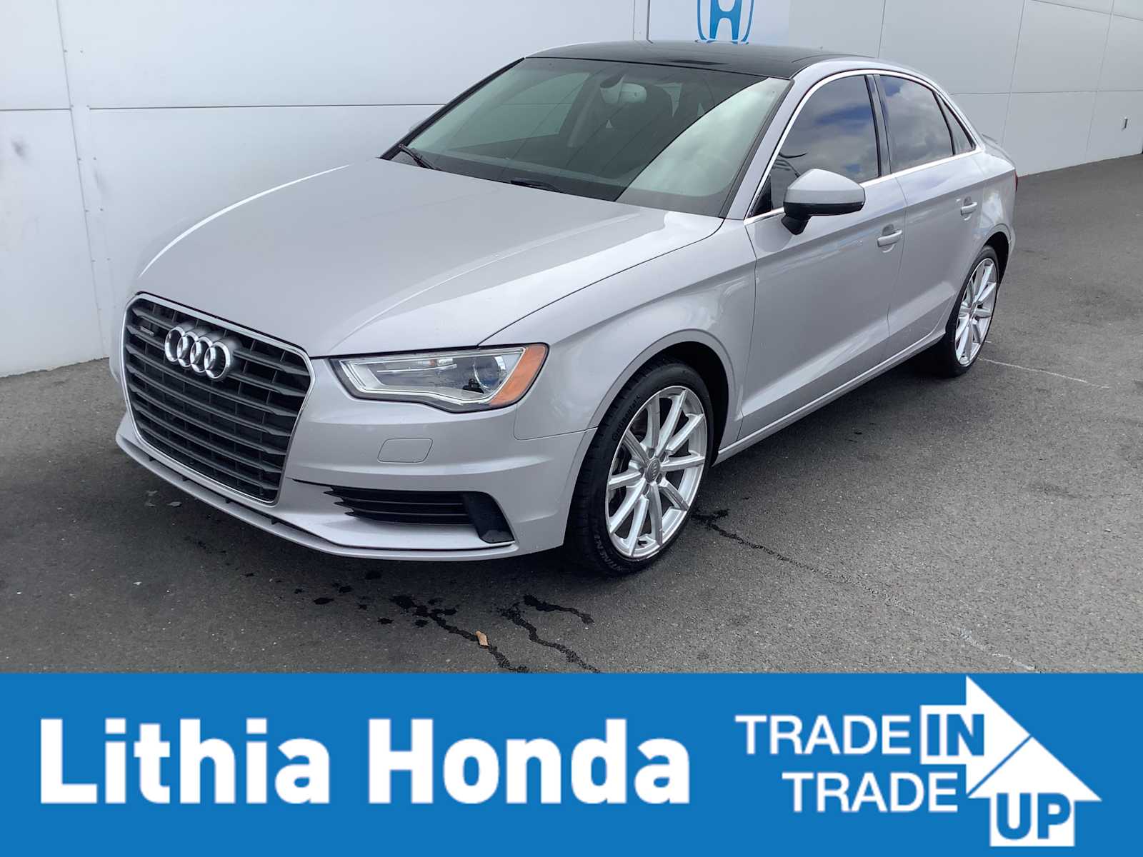 2015 Audi A3 e-tron Premium Plus -
                  Medford, OR