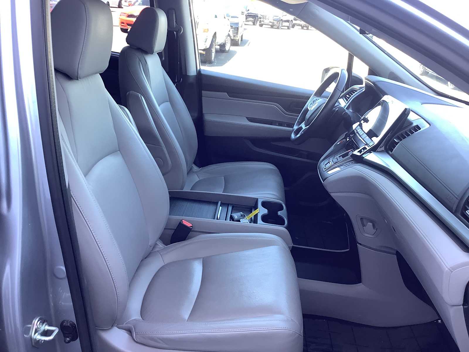 Thumbnail: 2019 Honda Odyssey - 15