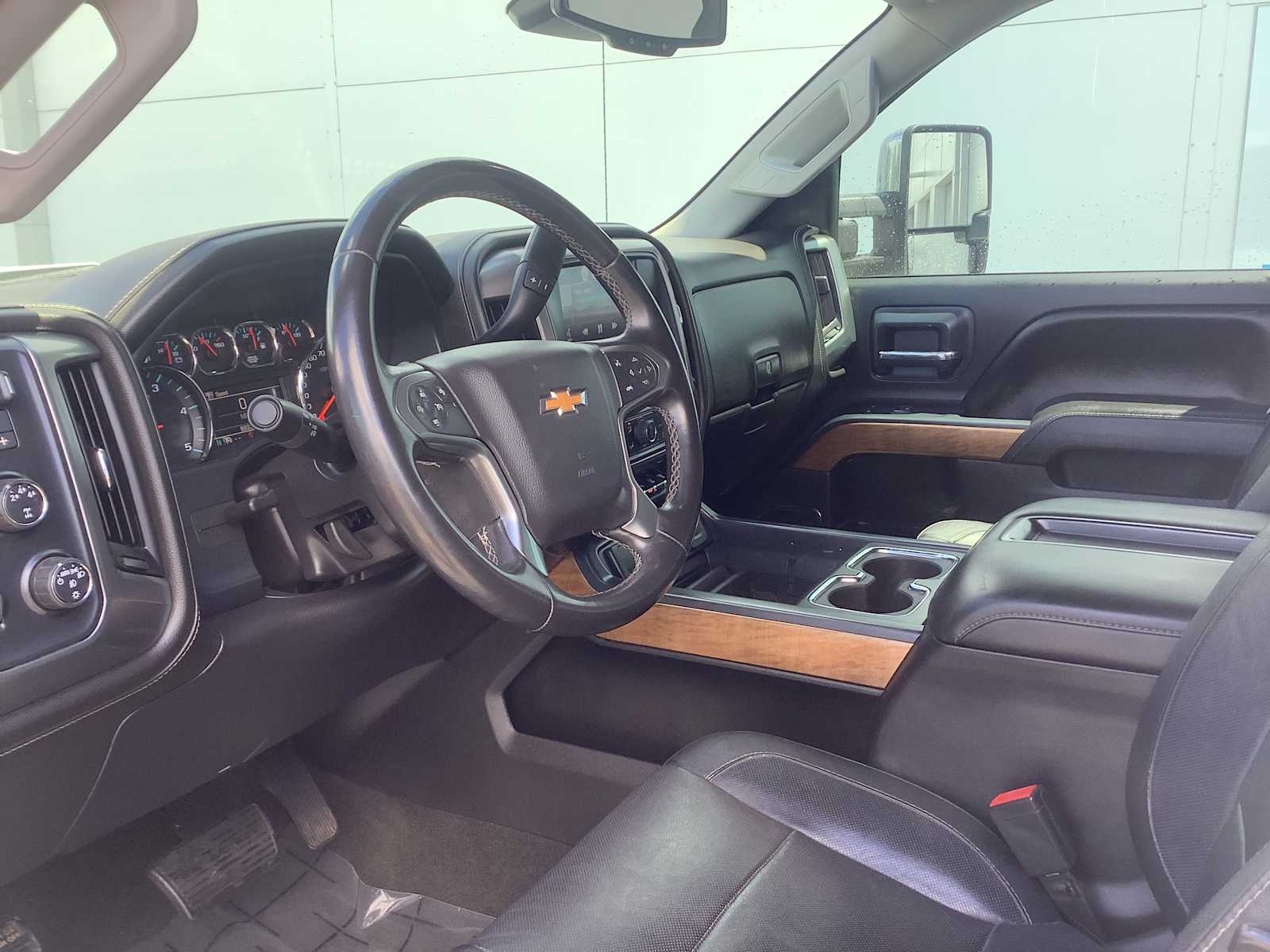 Thumbnail: 2015 Chevrolet Silverado 3500 - 3