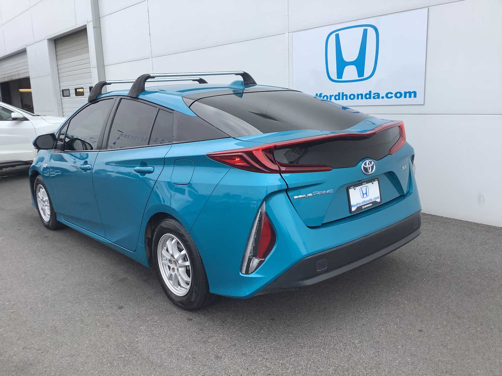 Thumbnail: 2021 Toyota Prius Prime - 4