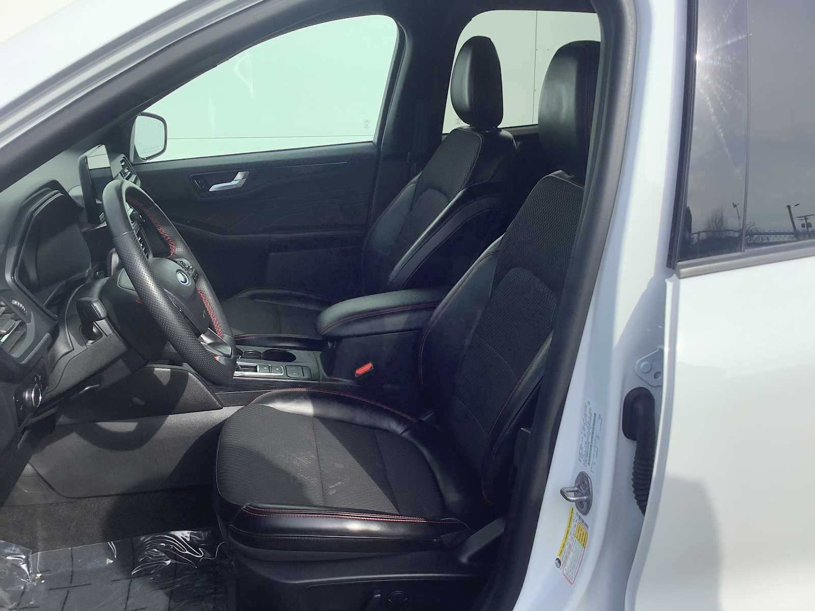 Thumbnail: 2023 Ford Escape - 11