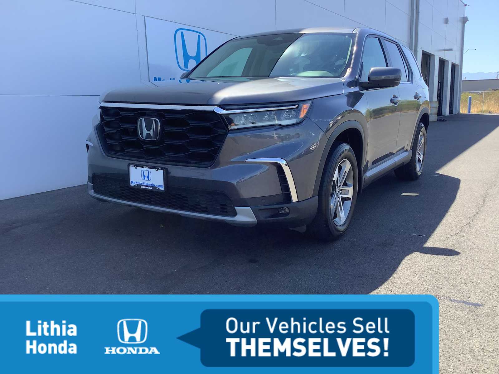 Thumbnail: 2023 Honda Pilot - 1