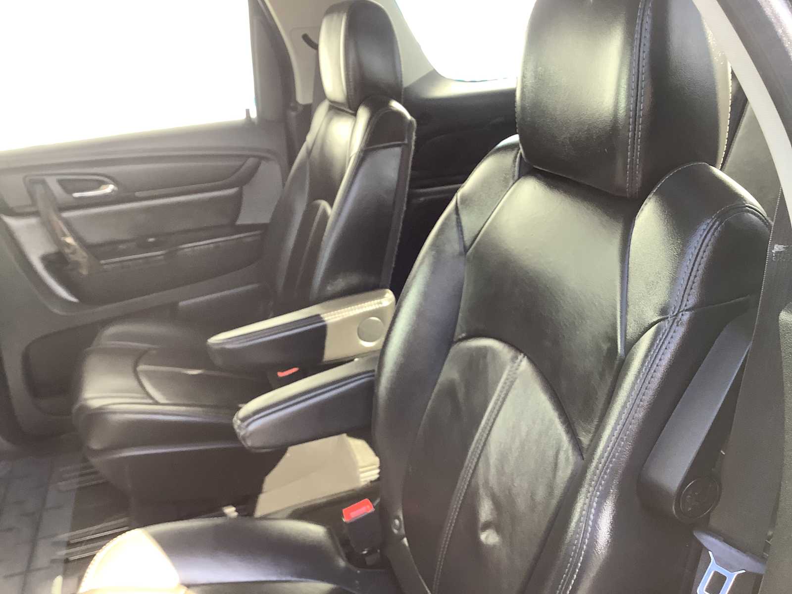 Thumbnail: 2015 GMC Acadia - 13