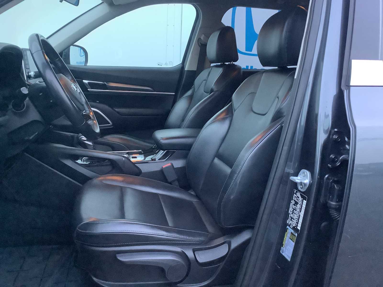 Thumbnail: 2020 Kia Telluride - 11