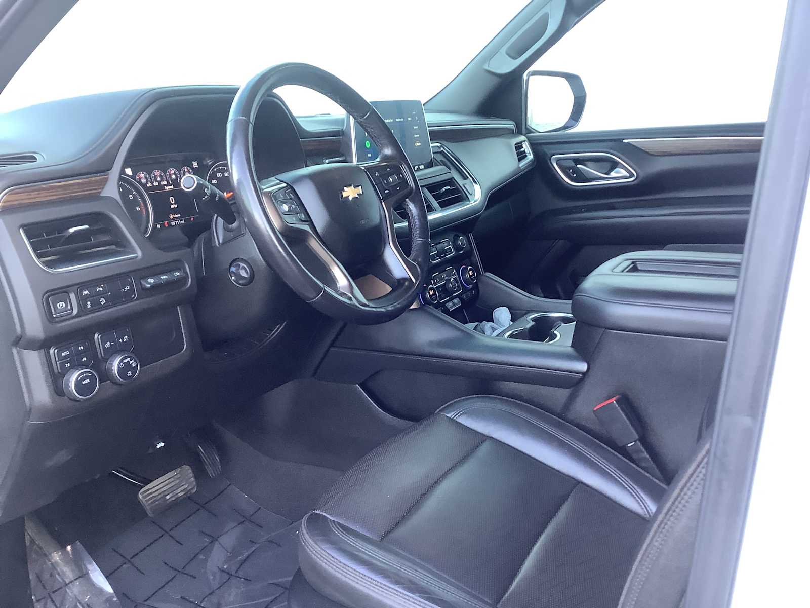 Thumbnail: 2021 Chevrolet Tahoe - 3