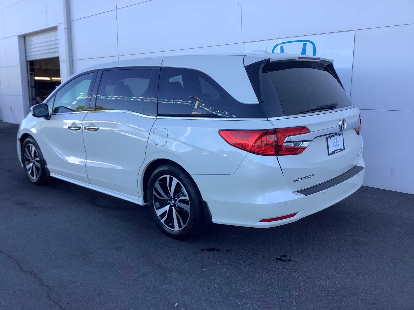 2018 Honda Odyssey Elite - Photo 4