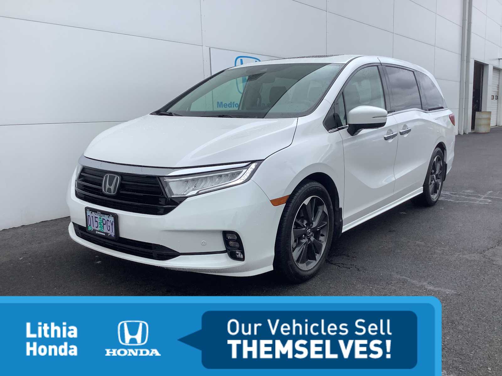 2023 Honda Odyssey Elite's photo