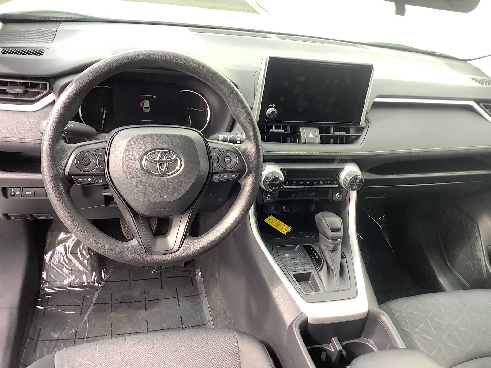 Thumbnail: 2025 Toyota RAV4 - 10