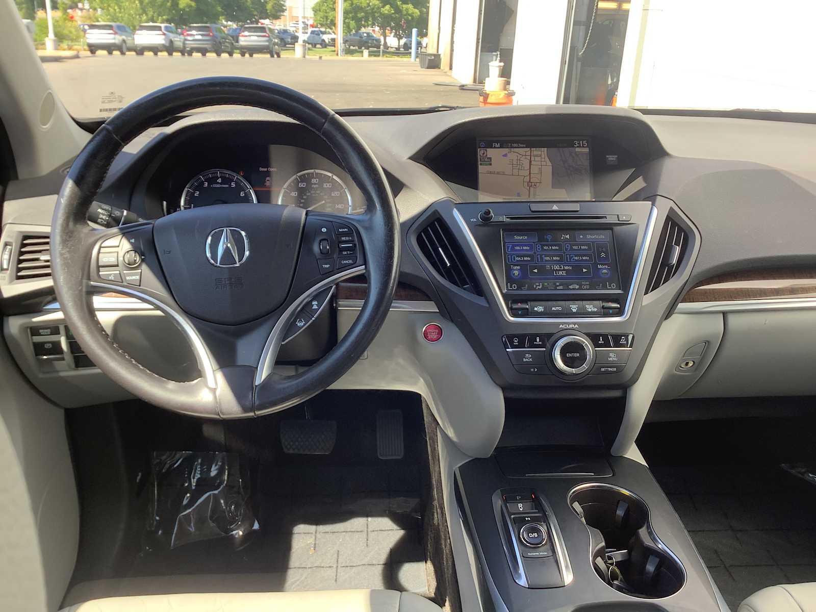 Thumbnail: 2017 Acura MDX - 10