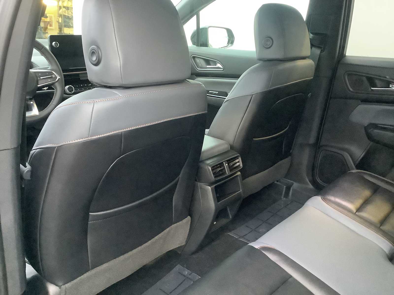 Thumbnail: 2026 Honda Prologue - 12