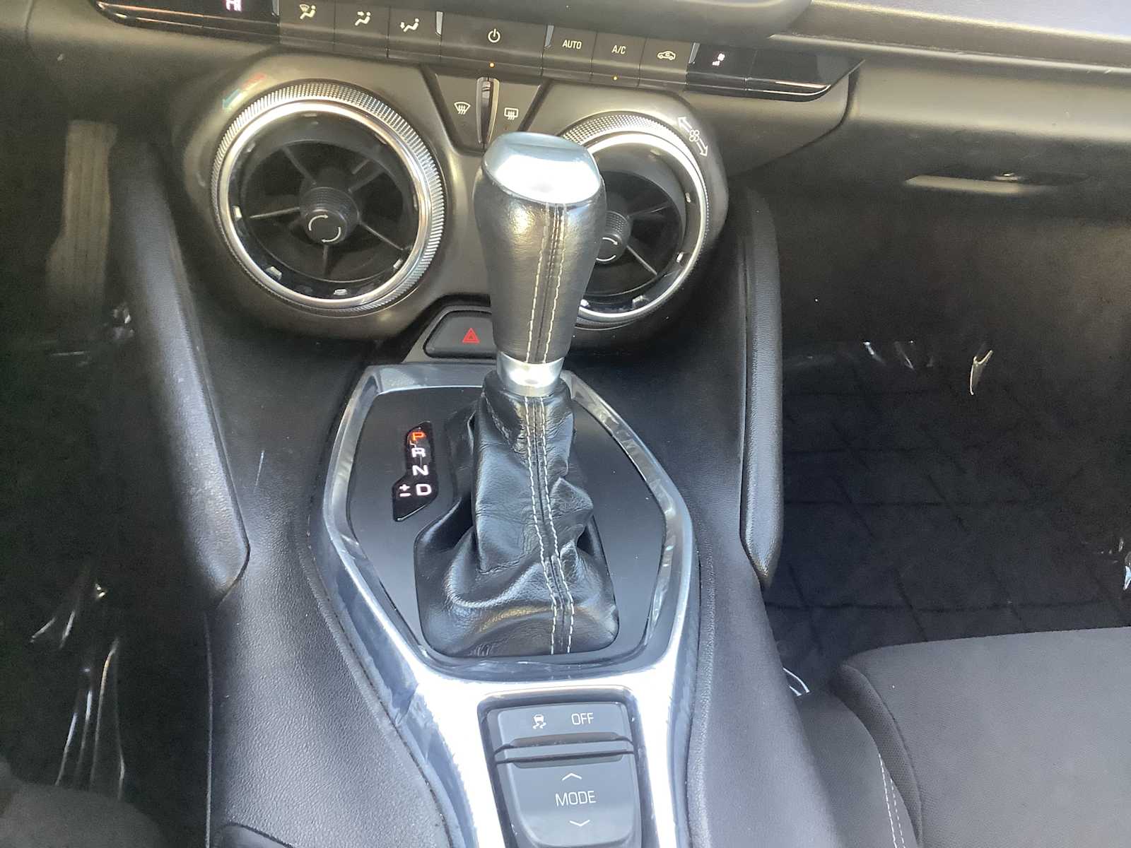 Thumbnail: 2017 Chevrolet Camaro - 18