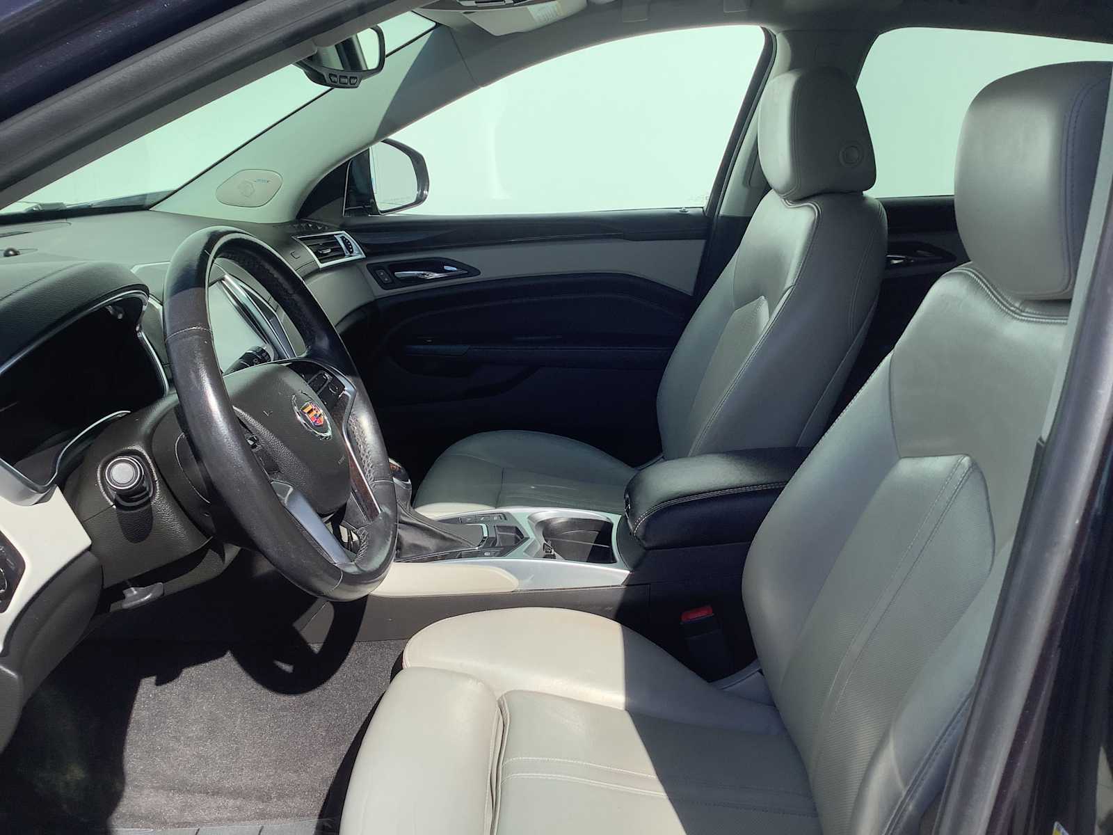 Used 2015 Cadillac SRX Luxury Collection with VIN 3GYFNEE38FS545144 for sale in Medford, OR