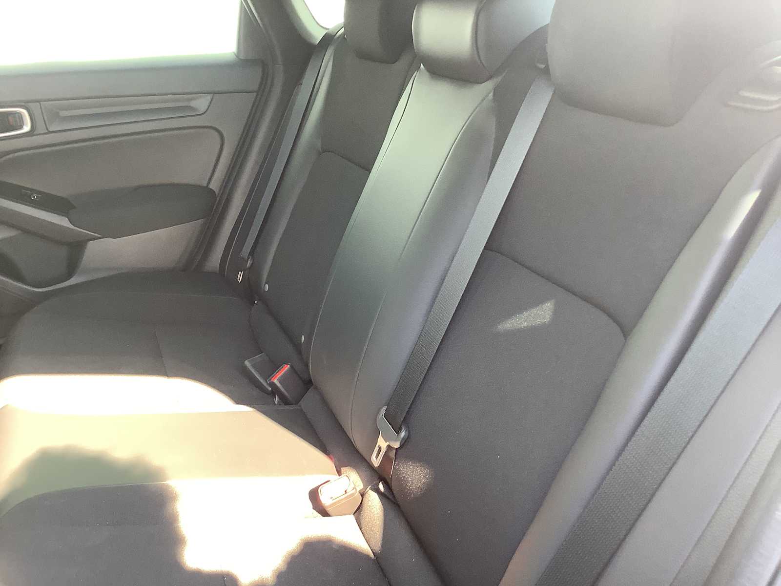 2022 Honda Civic Hatchback Sport - Photo 13