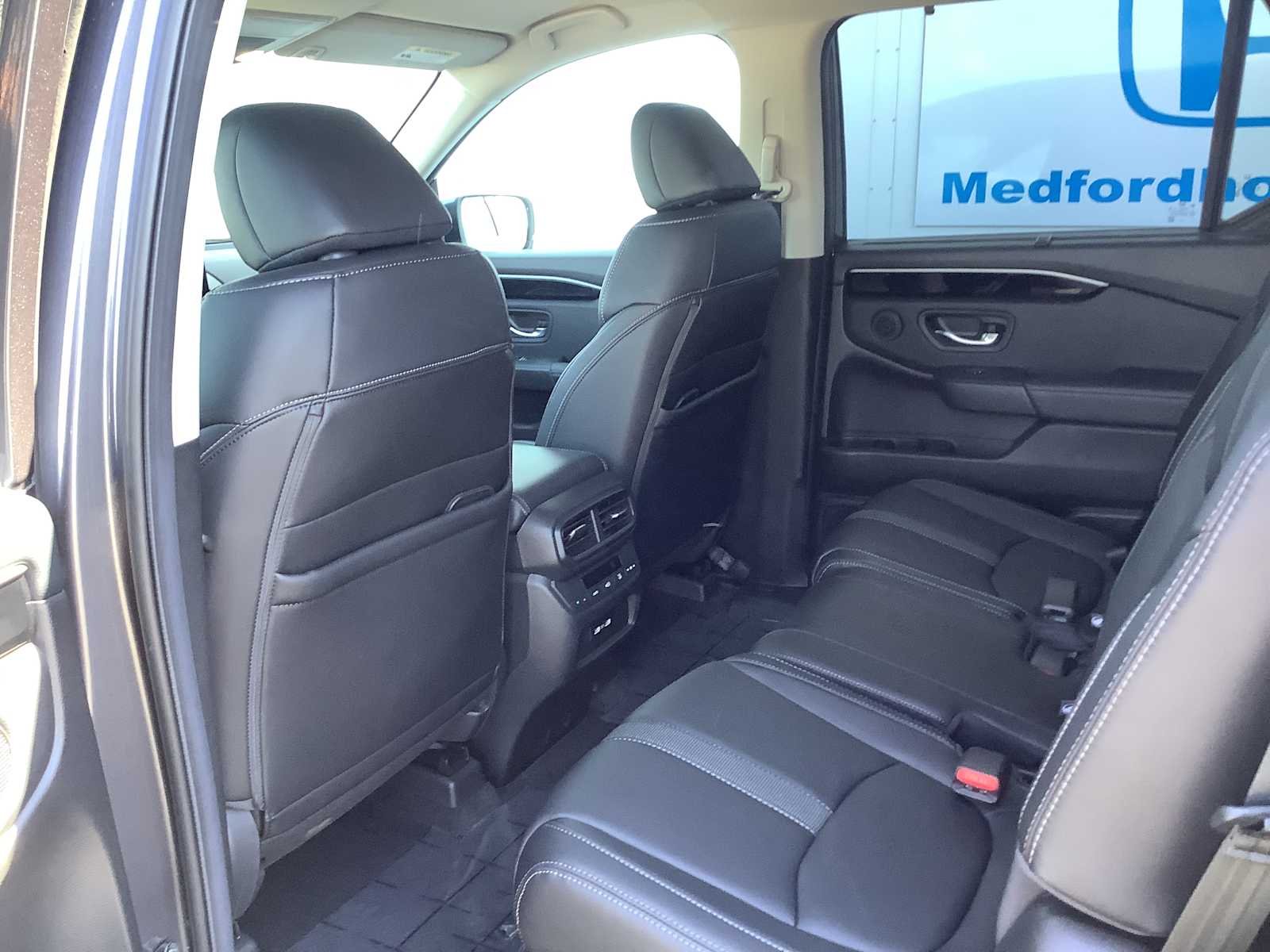 Thumbnail: 2023 Honda Pilot - 12