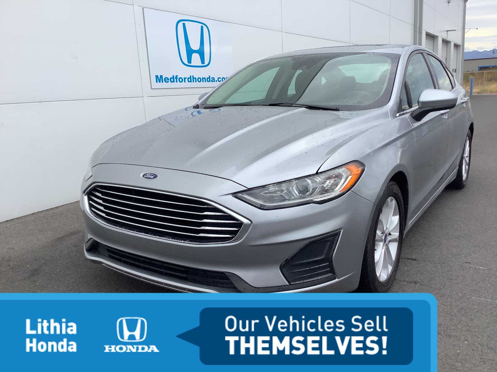 2020 Ford Fusion SE -
                Medford, OR