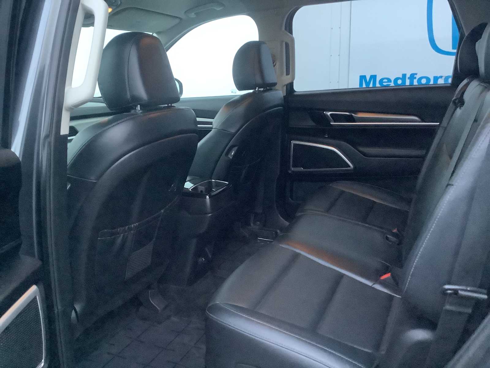 Thumbnail: 2020 Kia Telluride - 12