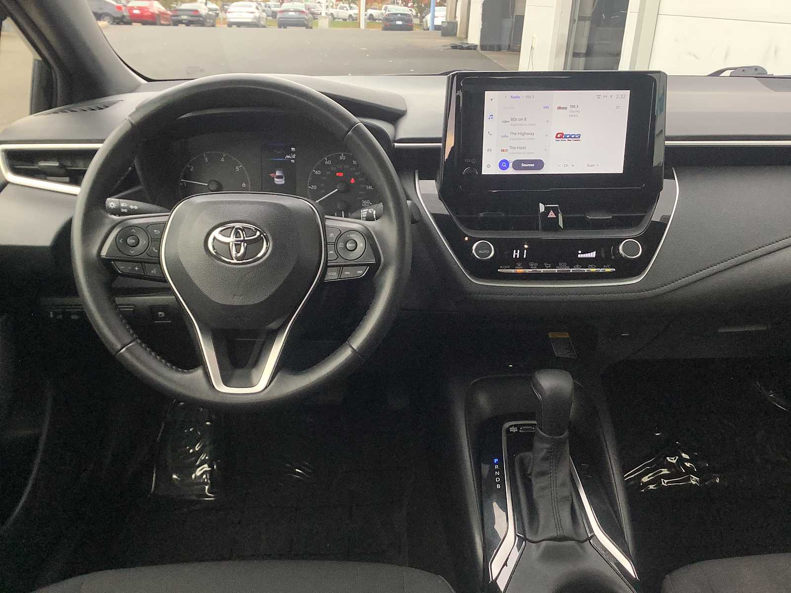 Thumbnail: 2024 Toyota Corolla - 10