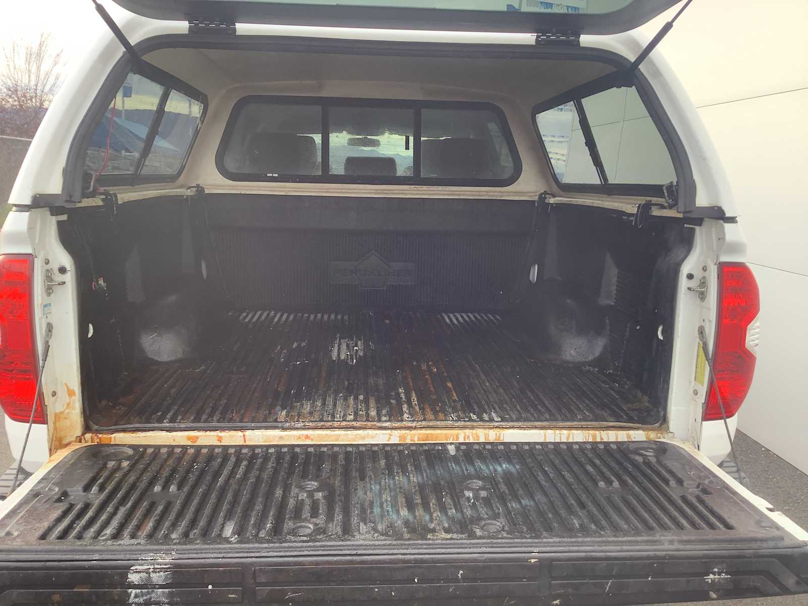 Thumbnail: 2015 Toyota Tundra - 20