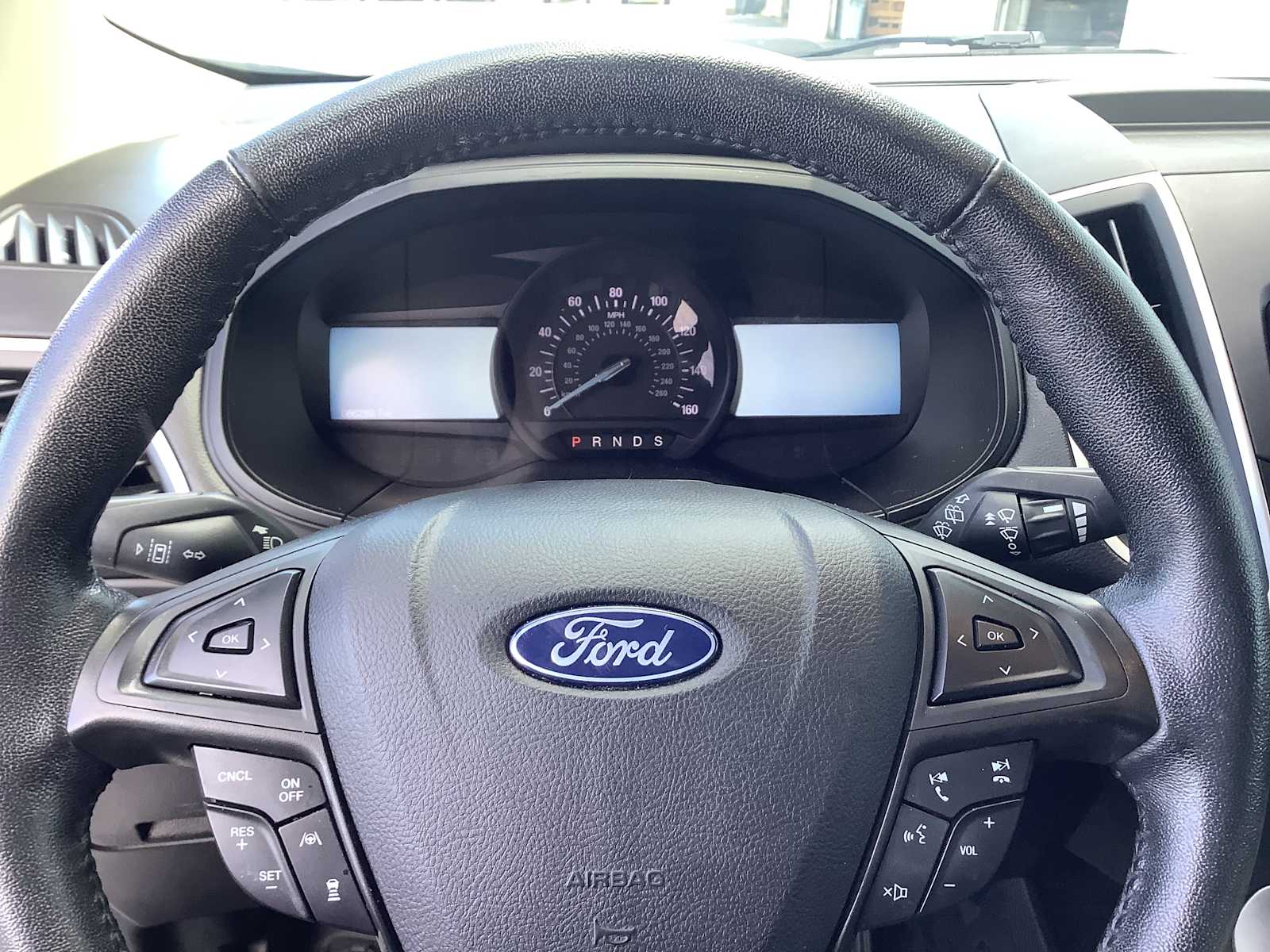 Thumbnail: 2022 Ford Edge - 16