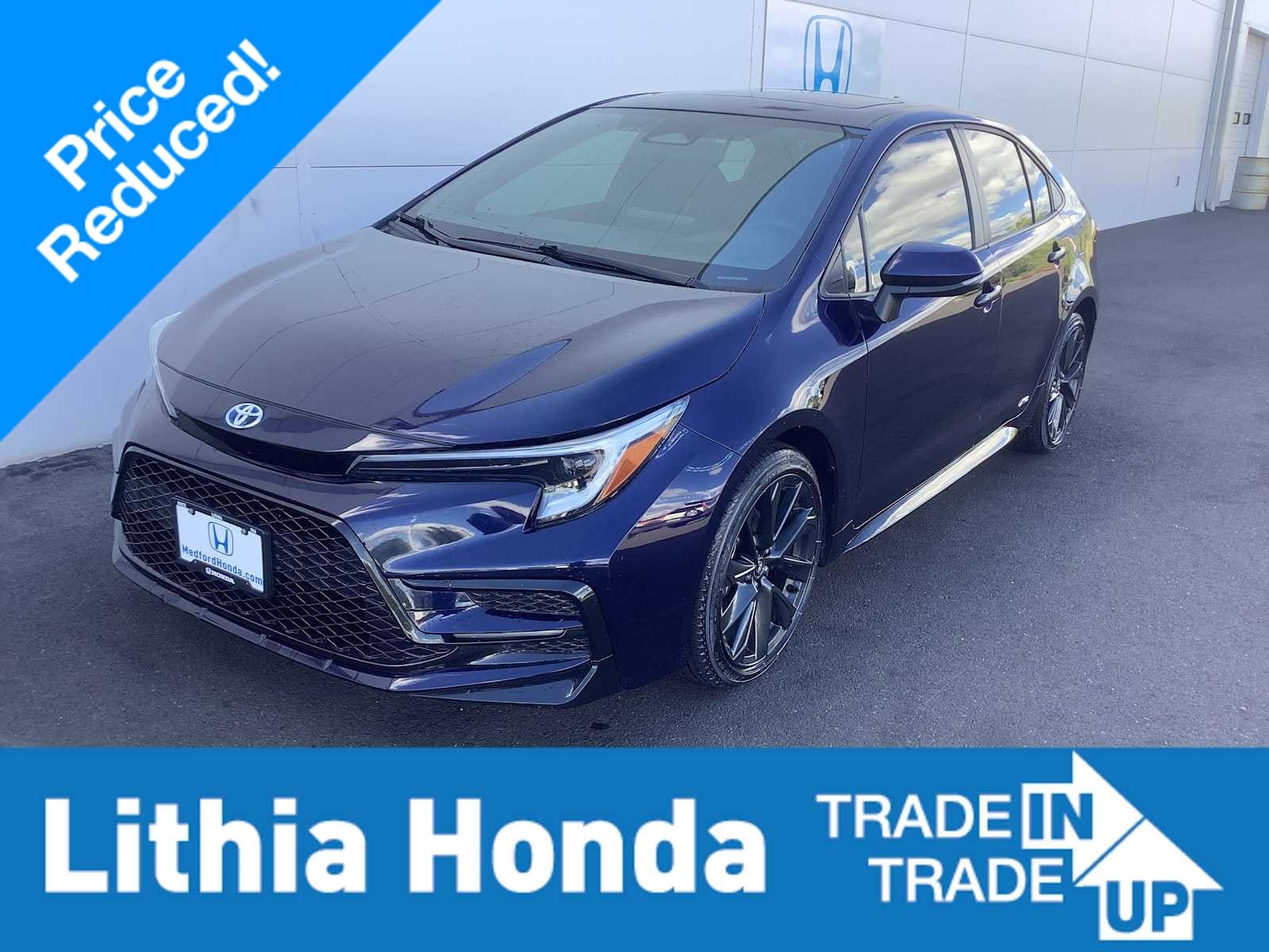 2024 Toyota Corolla SE Hybrid CVT AWD's photo
