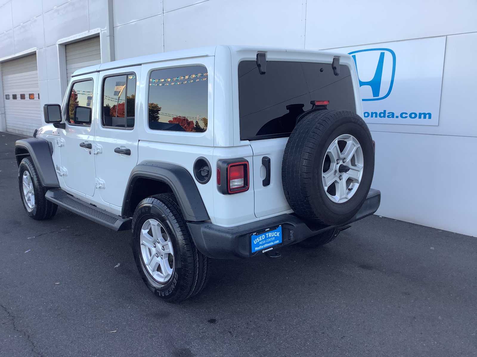 Thumbnail: 2021 Jeep Wrangler - 4